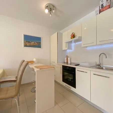 Gardenia Four Apartament
