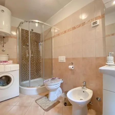 Gardenia Four Apartment